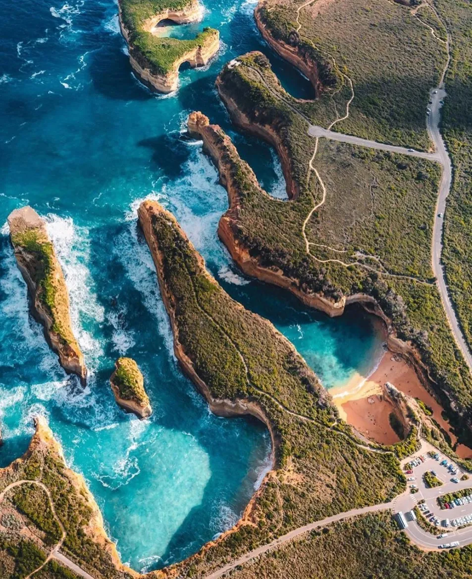 Loch Ard Gorge Beach