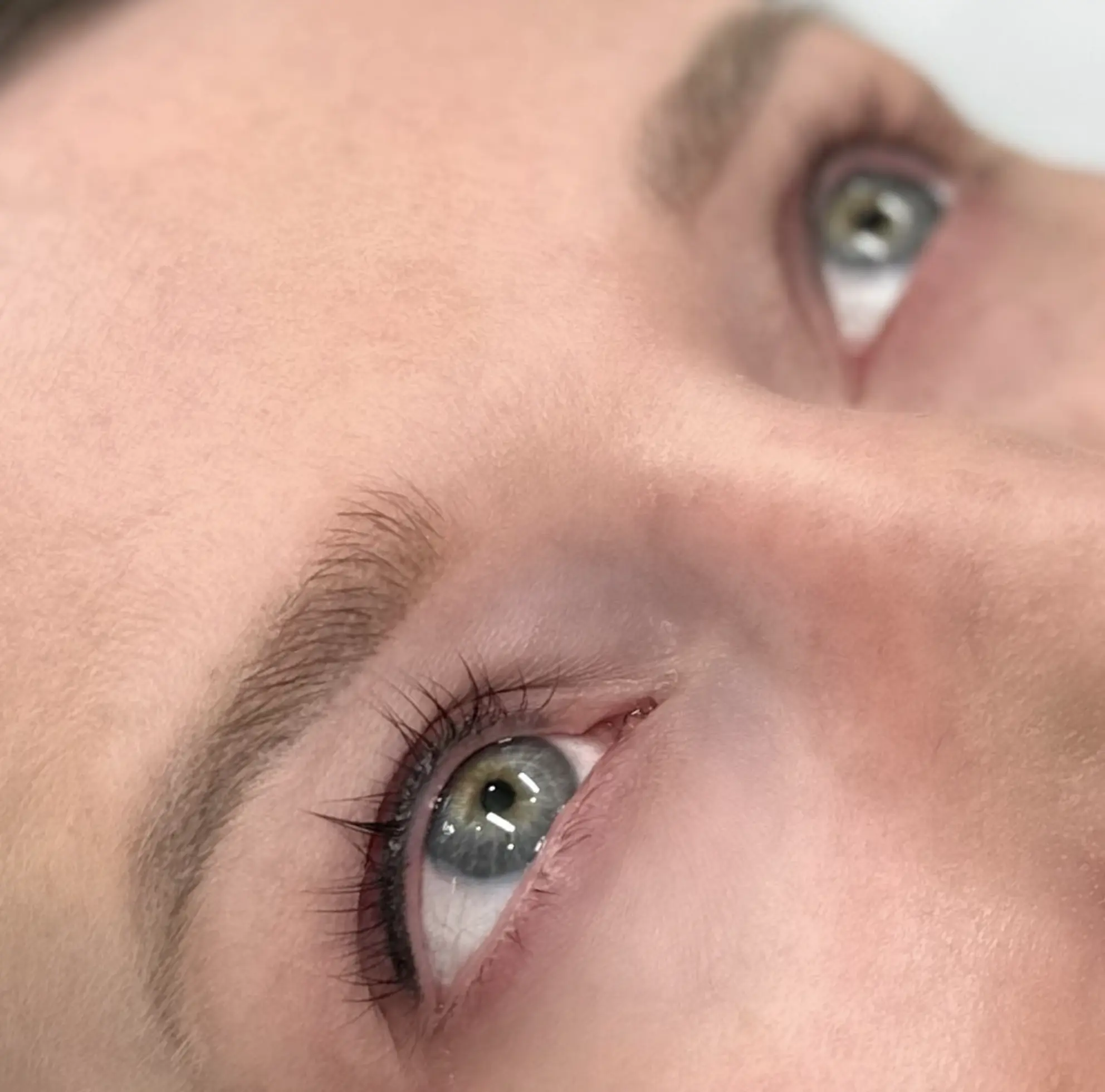 How do you know if your permanent eyeliner is infected?